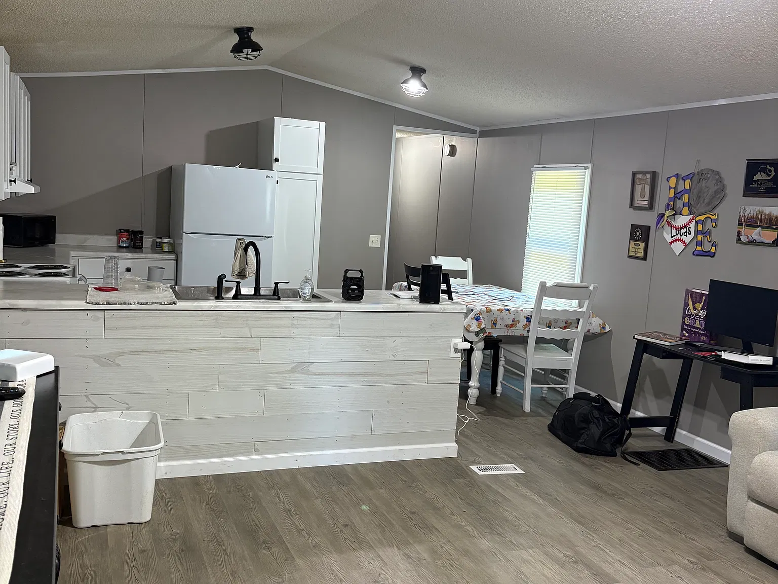 3 bed, 1300 sqft, $1,150 — Photo 3