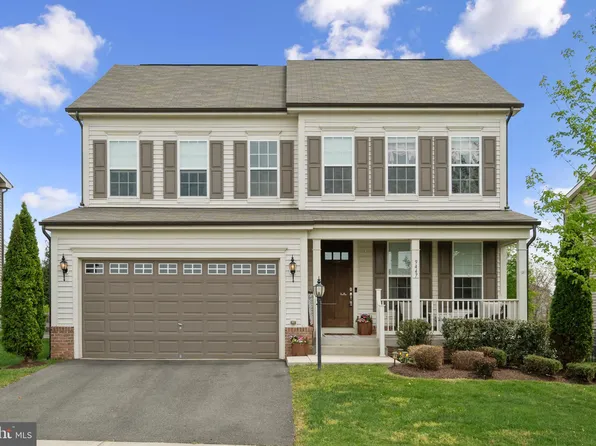 9447 Brightstar Dr, Manassas, VA 20111