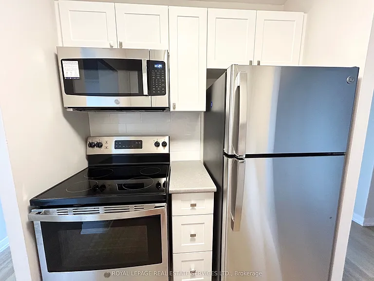 82 Millside Dr #1005 — Photo 4
