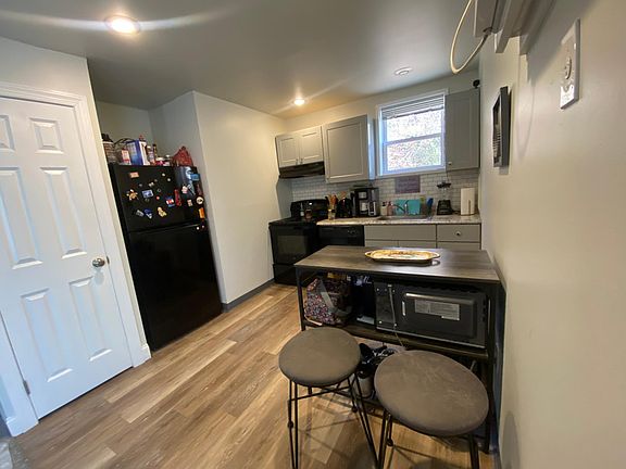 2nd image of 355 W Elm St APT 4
