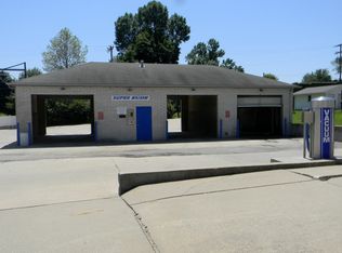 511 Oregon St, Hiawatha, KS 66434