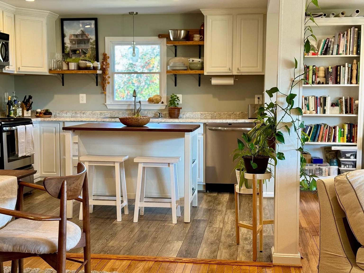 3 bed, $1,500 — Photo 4