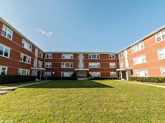 2nd image of 11856 S Komensky Ave APT 2A