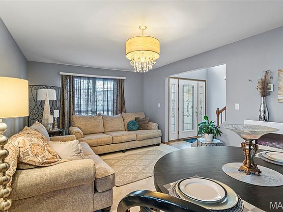 4th image of 518 Deer Creek Rd