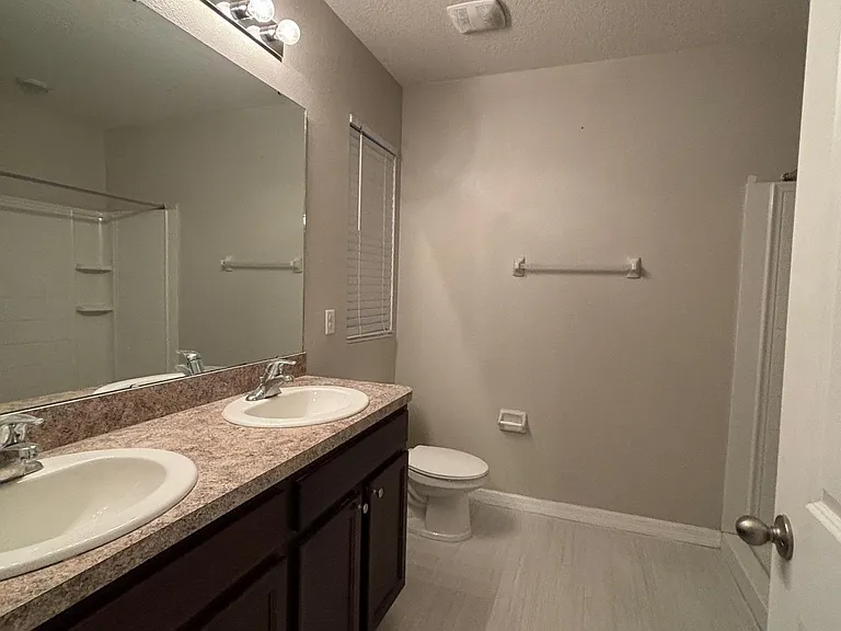 8103 Bilston Village Ln — Photo 12