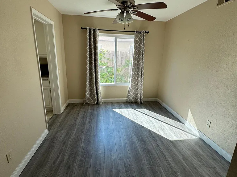11670 Avenida Marcella — Photo 9