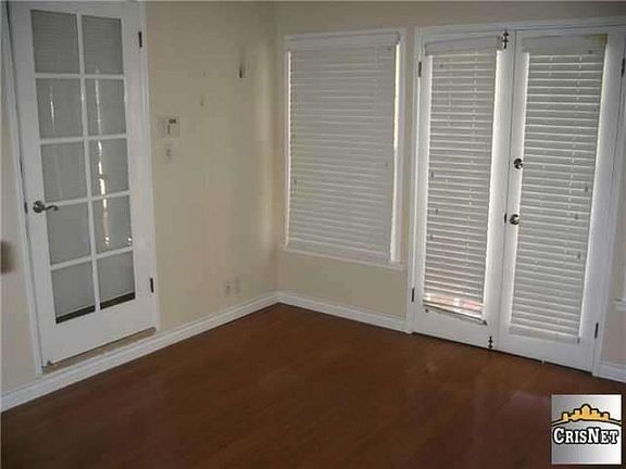 4th image of 5101 Ledge Ave