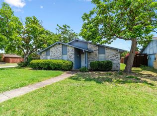 2052 Kings Rd, Carrollton, TX 75007