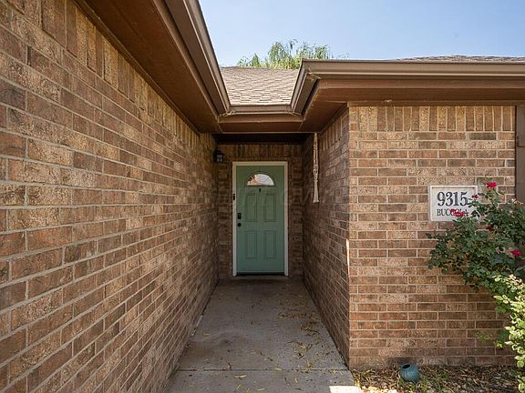 4th image of 9315 Buccola Ave