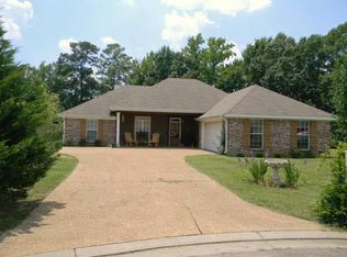 307 Alder Cv, Pearl, MS 39208