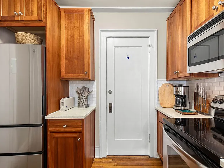 805 Whitaker St #7 — Photo 16