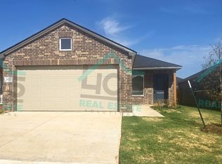 20424 Mule Deer Dr, Edmond, OK 73012