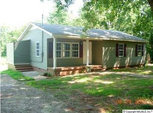 2028 Ricky Rd NW, Huntsville, AL 35810