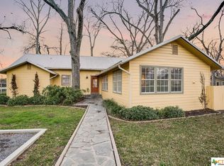 1329 Terminal Loop Rd, Mc Queeney, TX 78123