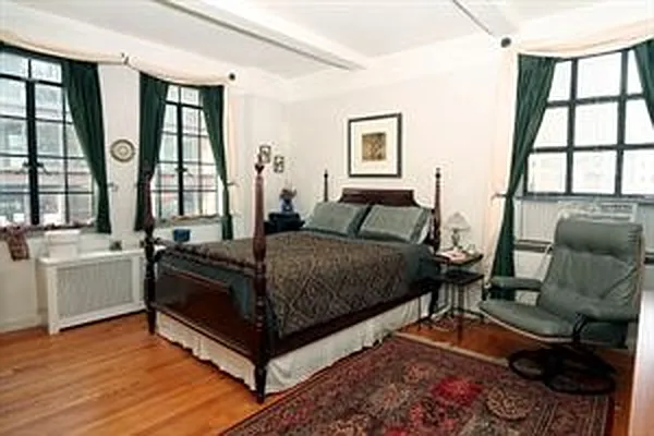 Sold by Douglas Elliman | media 10