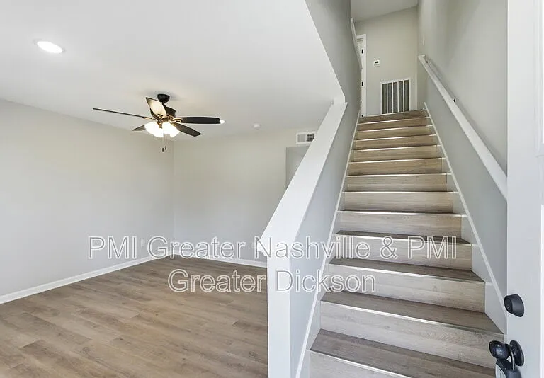 118 Saw Mill Rd #B — Photo 11