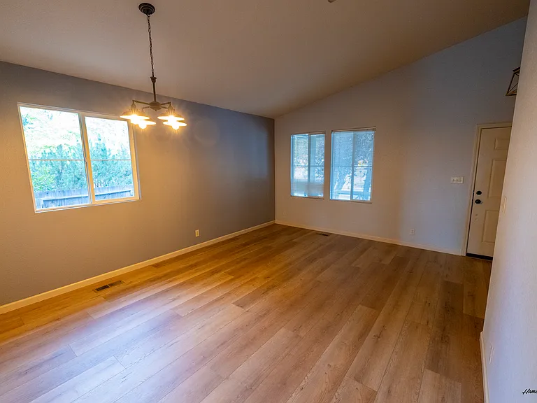 1580 Austin Creek Dr — Photo 6