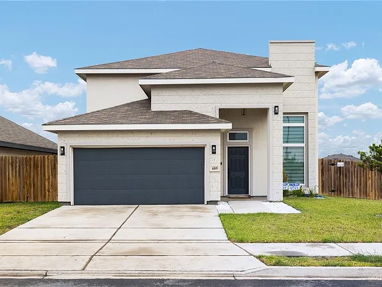 405 Olympic St — Photo 1