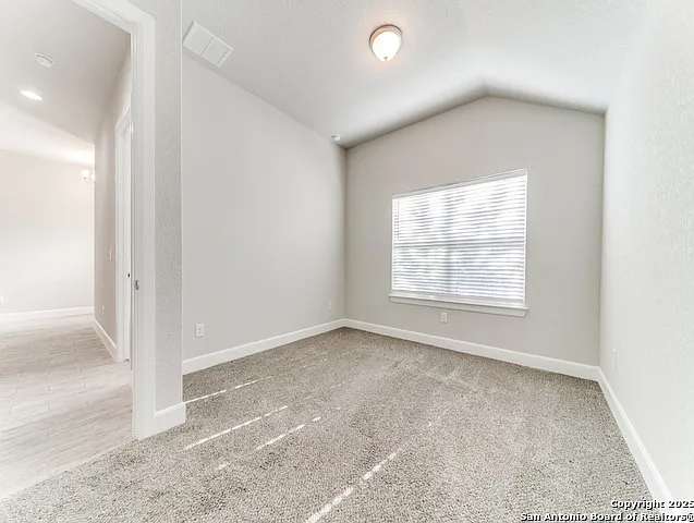 108 Simpatico — Photo 16