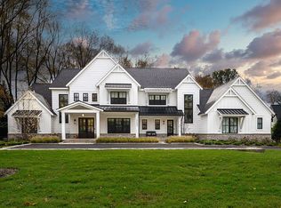 20605 Glenhill Ct, Beverly Hills, MI 48025