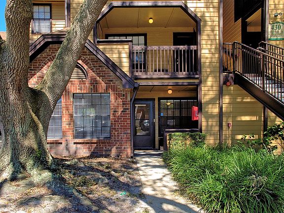 4th image of 430 Forestway Cir Unit 106