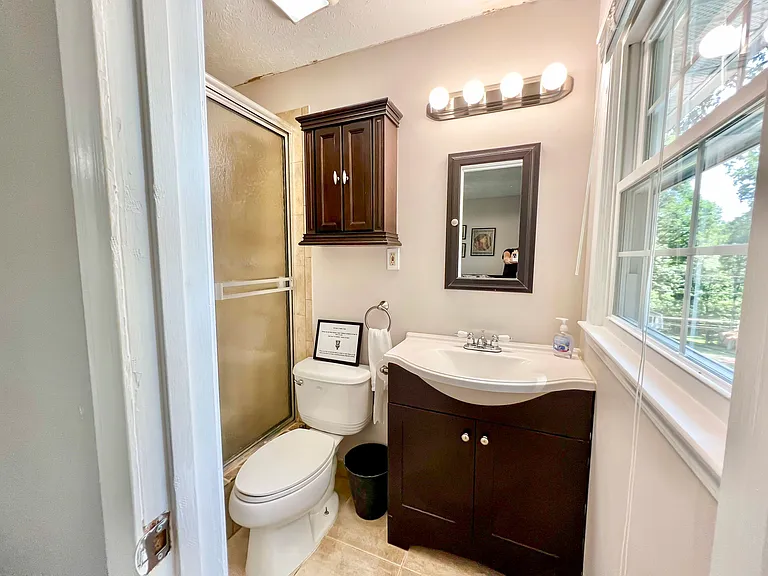 Four Winds Dr SW — Photo 2