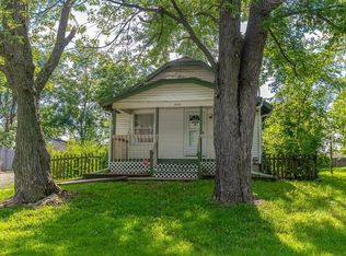 8516 Pershing Rd, Raytown, MO 64138