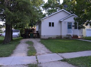 316 E Buchanan St, Winterset, IA 50273