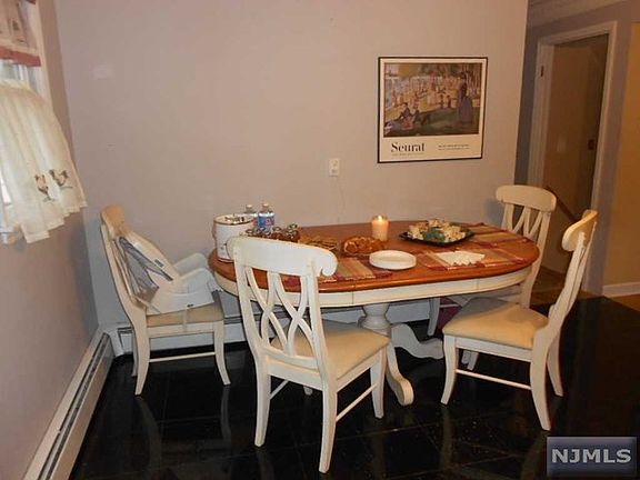 5th image of 86 Cortlandt St