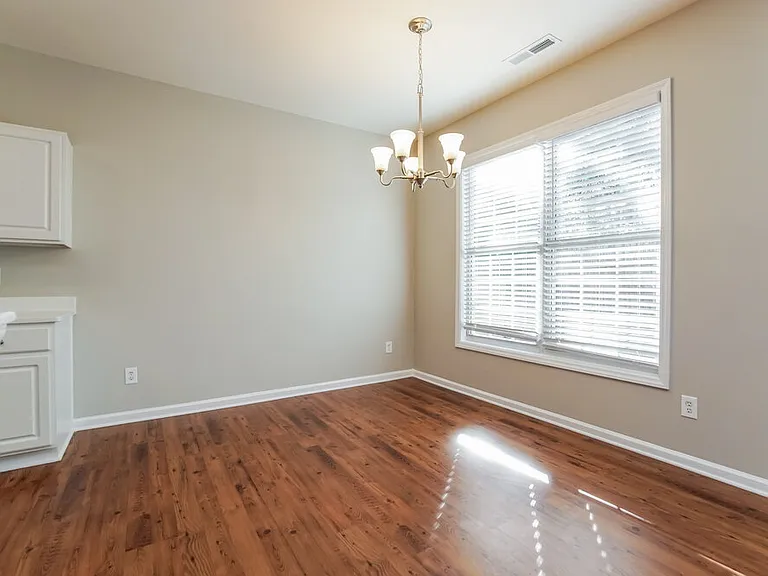 2309 Diquedo Dr — Photo 6