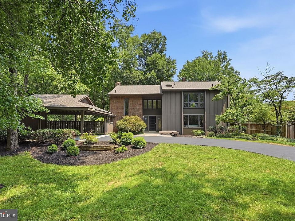 3211 Chichester Ln, Fairfax, VA 22031 | Zillow
