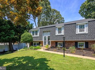 964 Saint Margarets Dr, Annapolis, MD 21409