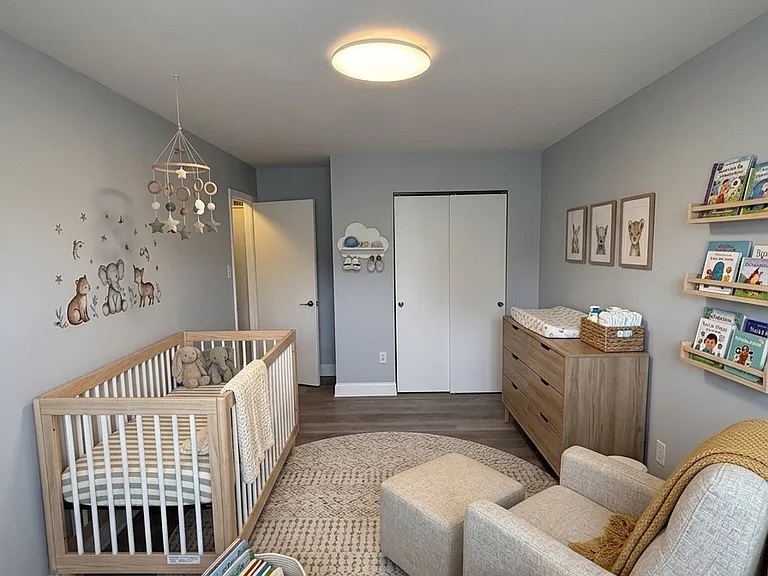 233 Lafayette Dr — Photo 24
