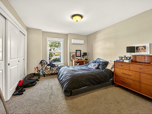 4th image of 512 Fair Oaks Ave