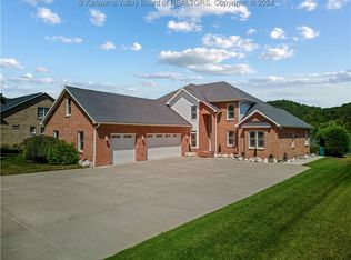 226 Peyton Cir, Winfield, WV 25213