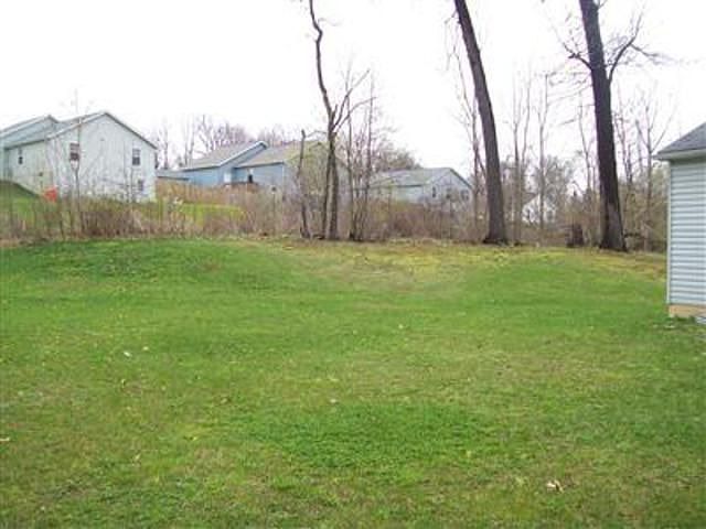 2nd image of 6640 Crescent Ln