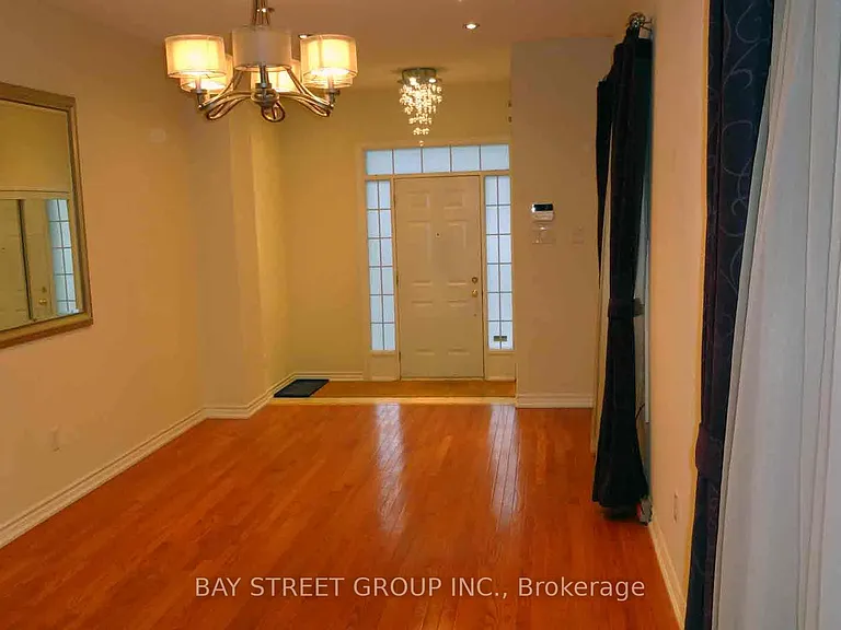 71 Ian Baron Ave — Photo 18