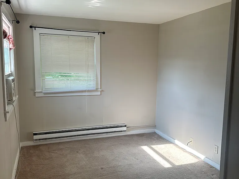 402 E High St #1 — Photo 1