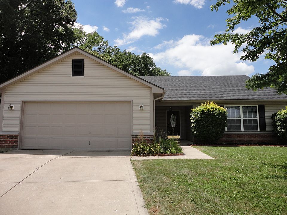 1st image of 8449 Country Charm Dr