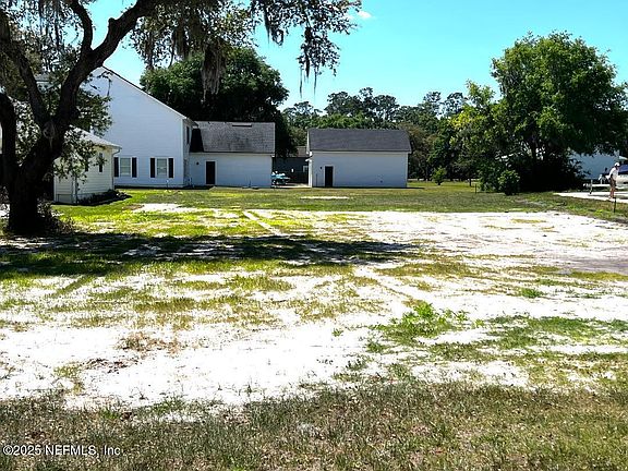 2nd image of 4072 BUENA VISTA Avenue