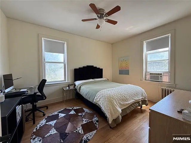 215 Orient Way — Photo 9