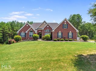64 Harris Trl, Newnan, GA 30263