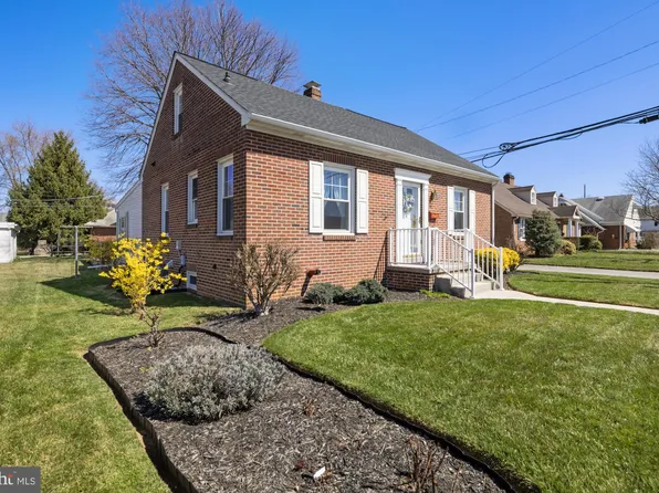 264 Fleming Ave, Hanover, PA 17331