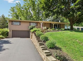 1945 Chapman Dr, Waukesha, WI 53189