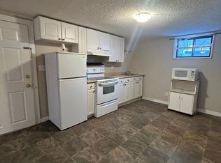 11318 105th St NW, Edmonton, AB T5G2M6