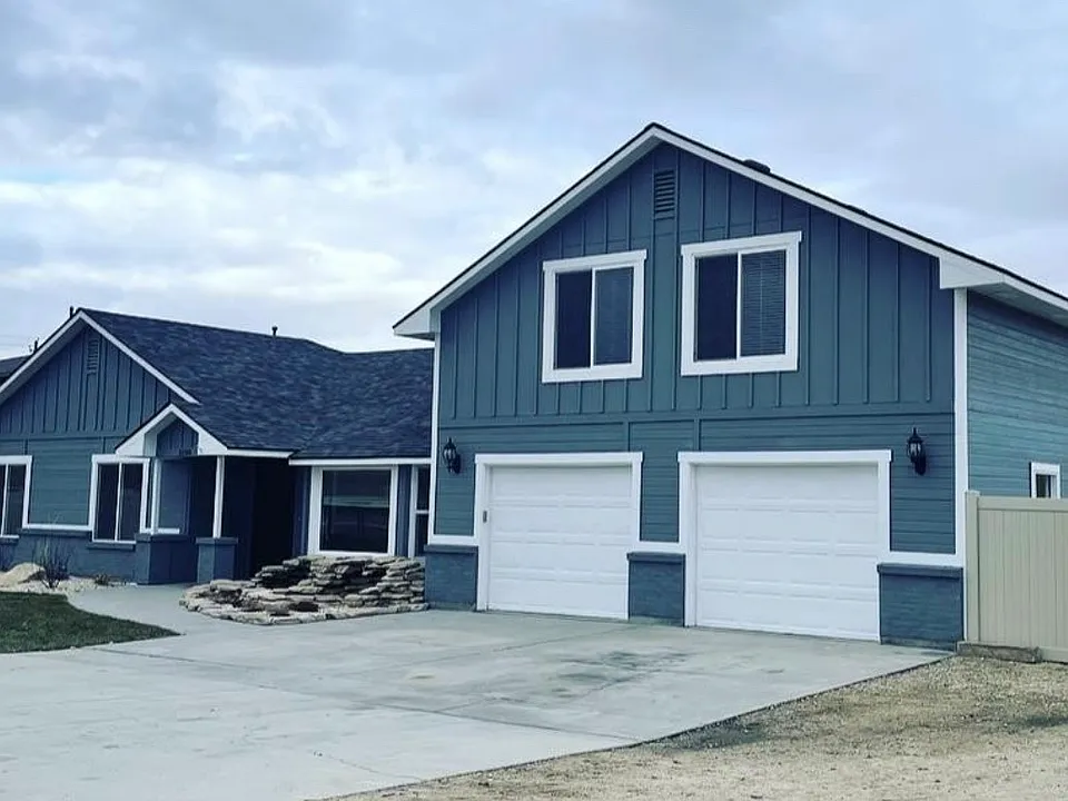 3100 W Sheryl Dr