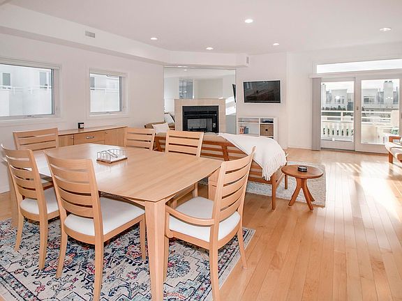 5th image of 7701 Atlantic Ave APT 22