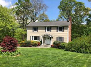 3110 Radcliffe Dr, Yorktown Heights, NY 10598