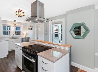 126 Villa St, Waltham, MA 02453