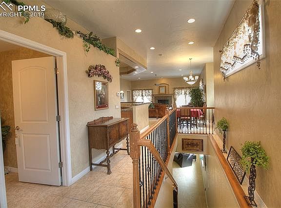 2nd image of 13760 Paradise Villas Grv